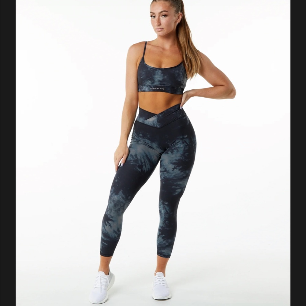 Alphalete Surface Power Legging